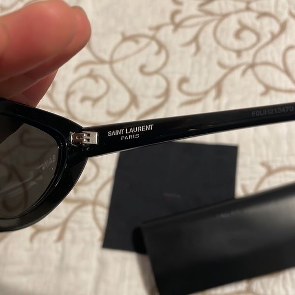 Saint Laurent cat eye sunglasses - Picture 5 of 5